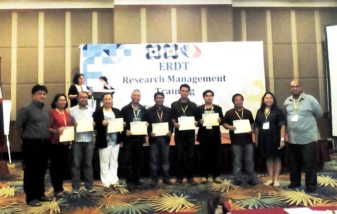 COE’s Graduate faculty advisers attend ERDT Research Management Training