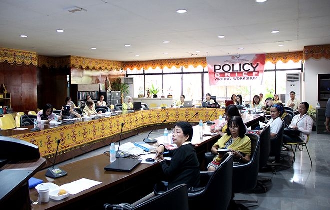 Two-day policy brief writing workshop opens
