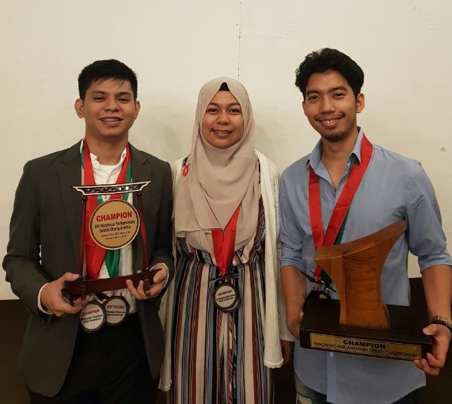 MSU-IIT debate varsity Wins their sixth regional trophy